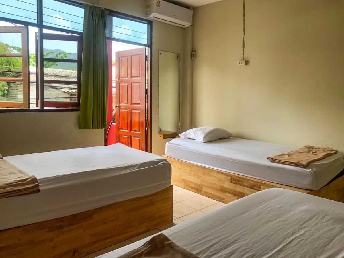 Echo Beach Hostel Баан Тай Экстерьер фото