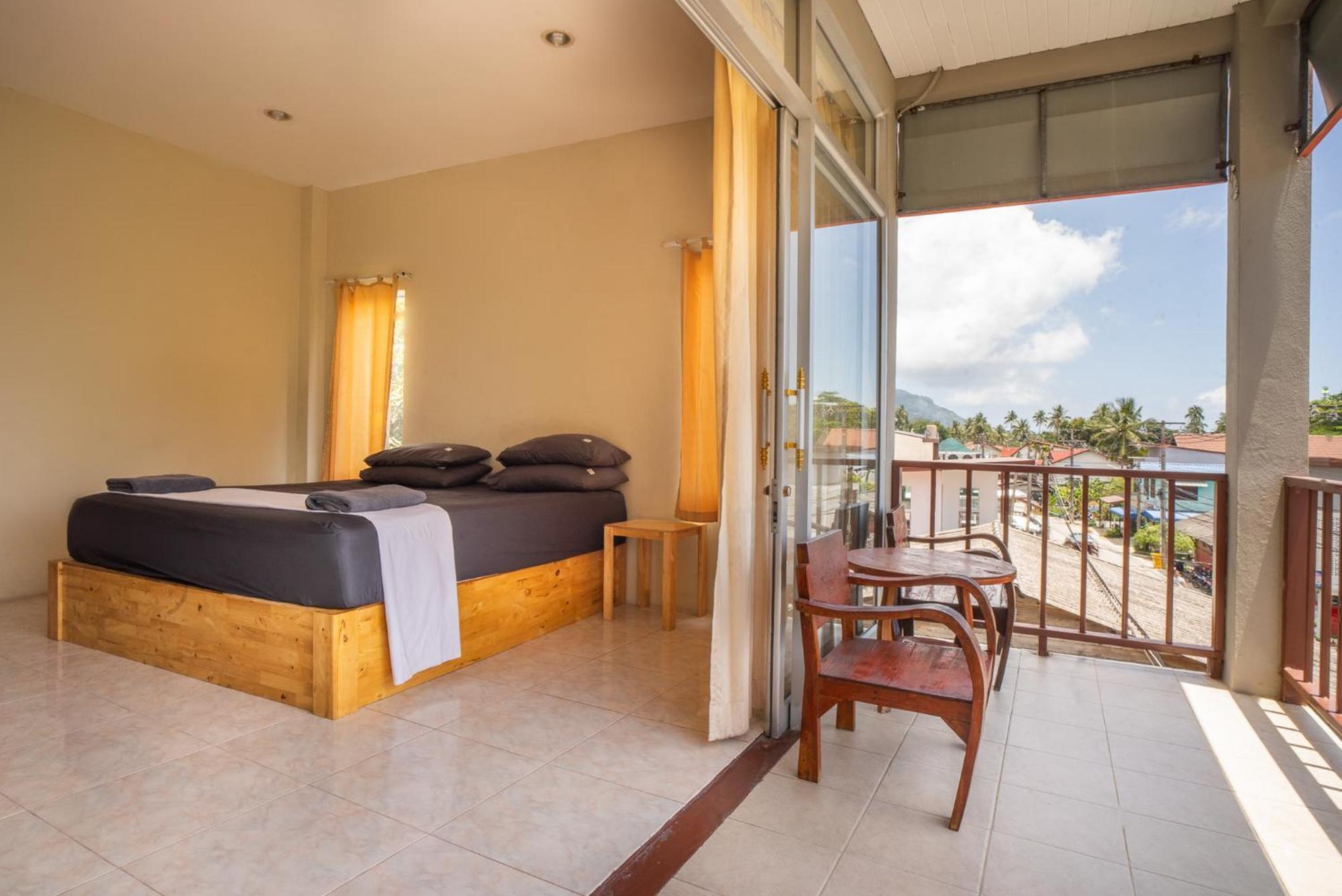 Echo Beach Hostel Баан Тай Экстерьер фото